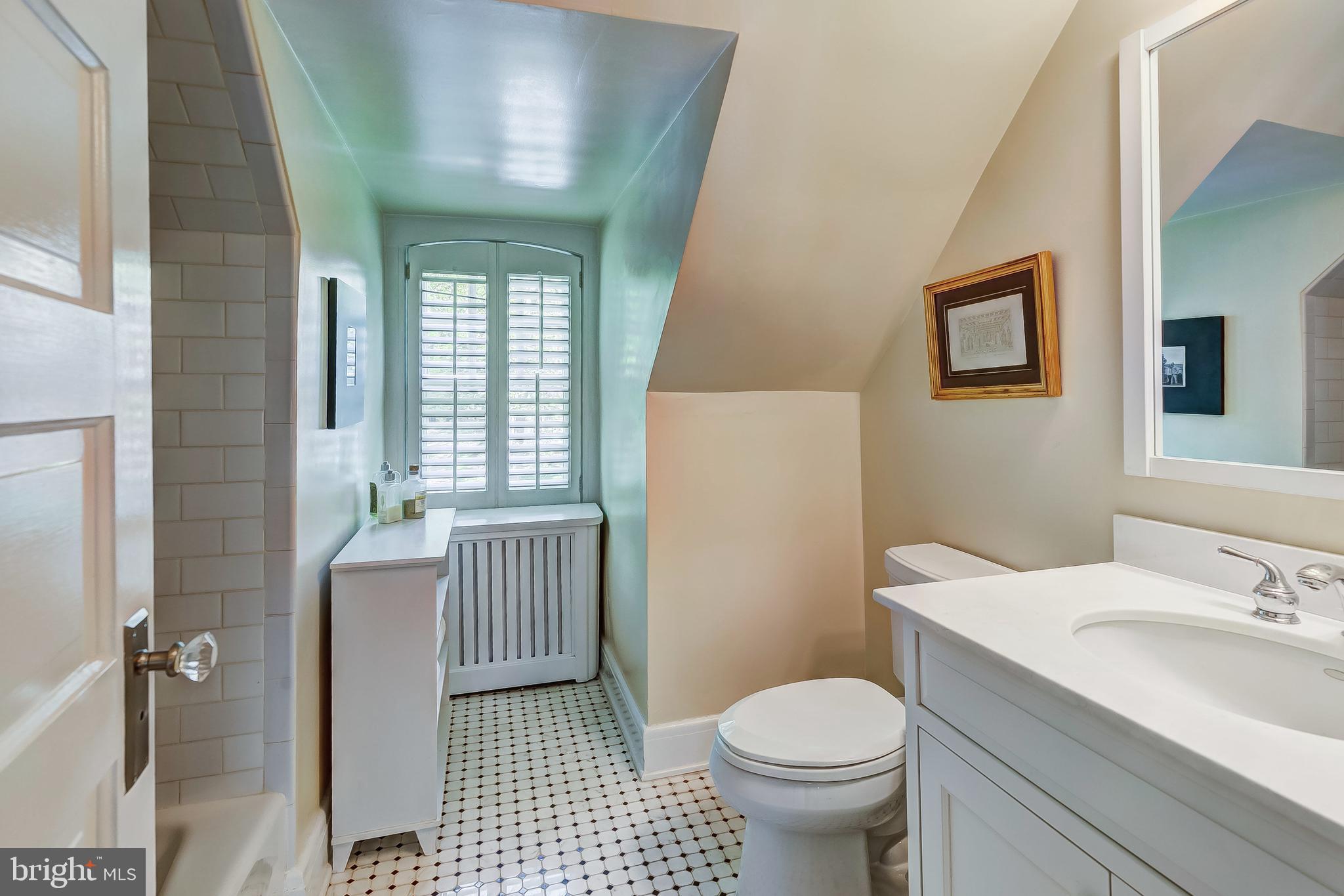 5 Millbrook Road Baltimore, MD 21218 - Photo 26 of 34 Bath