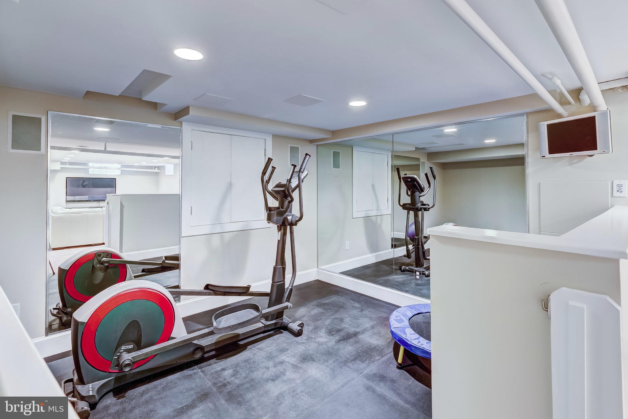 5 Millbrook Road Baltimore, MD 21218 - Photo 29 of 34 Exercise Room