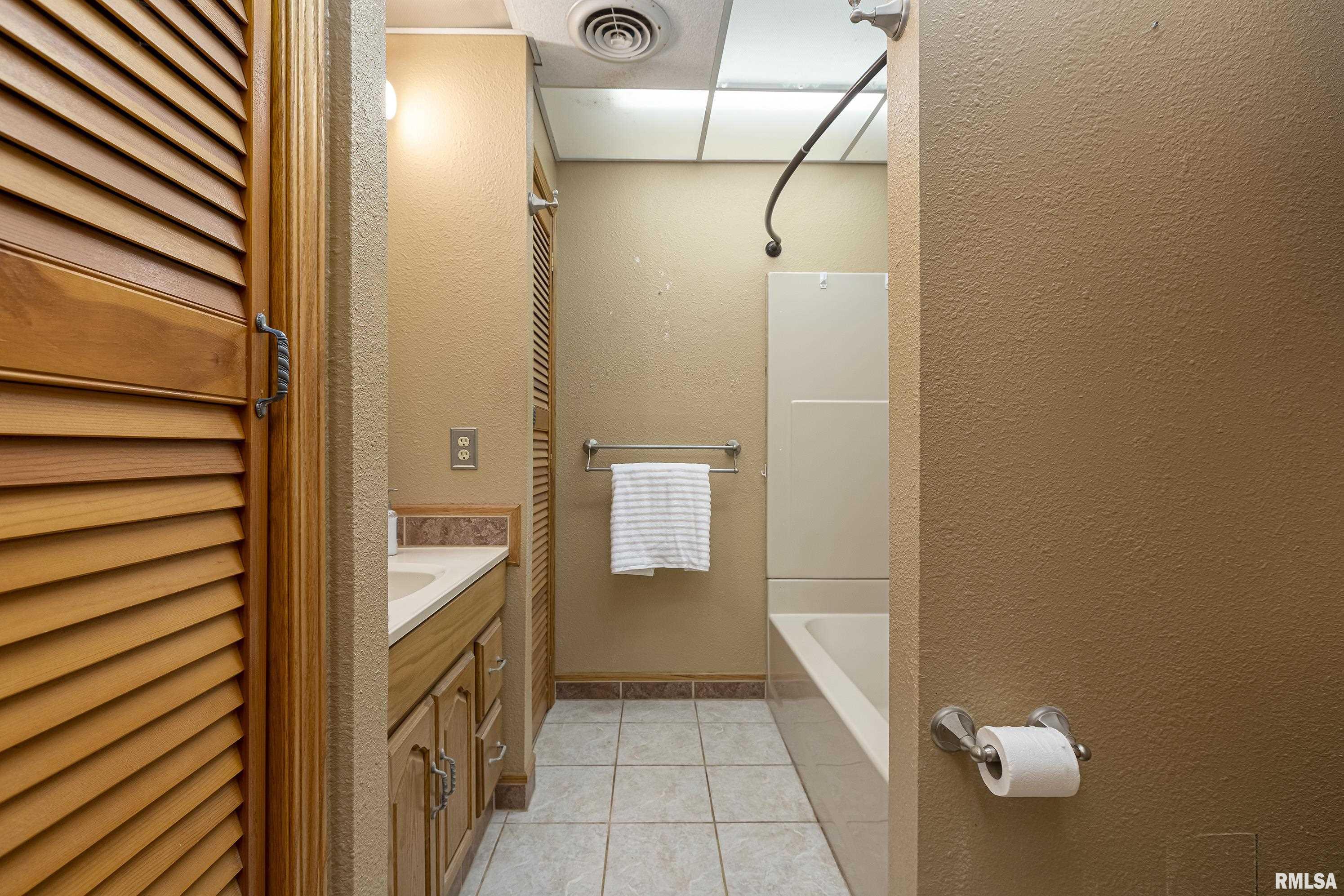 16398 New Dennison Road Marion, IL 62959 - Photo 14 of 38 Gallery Image 14