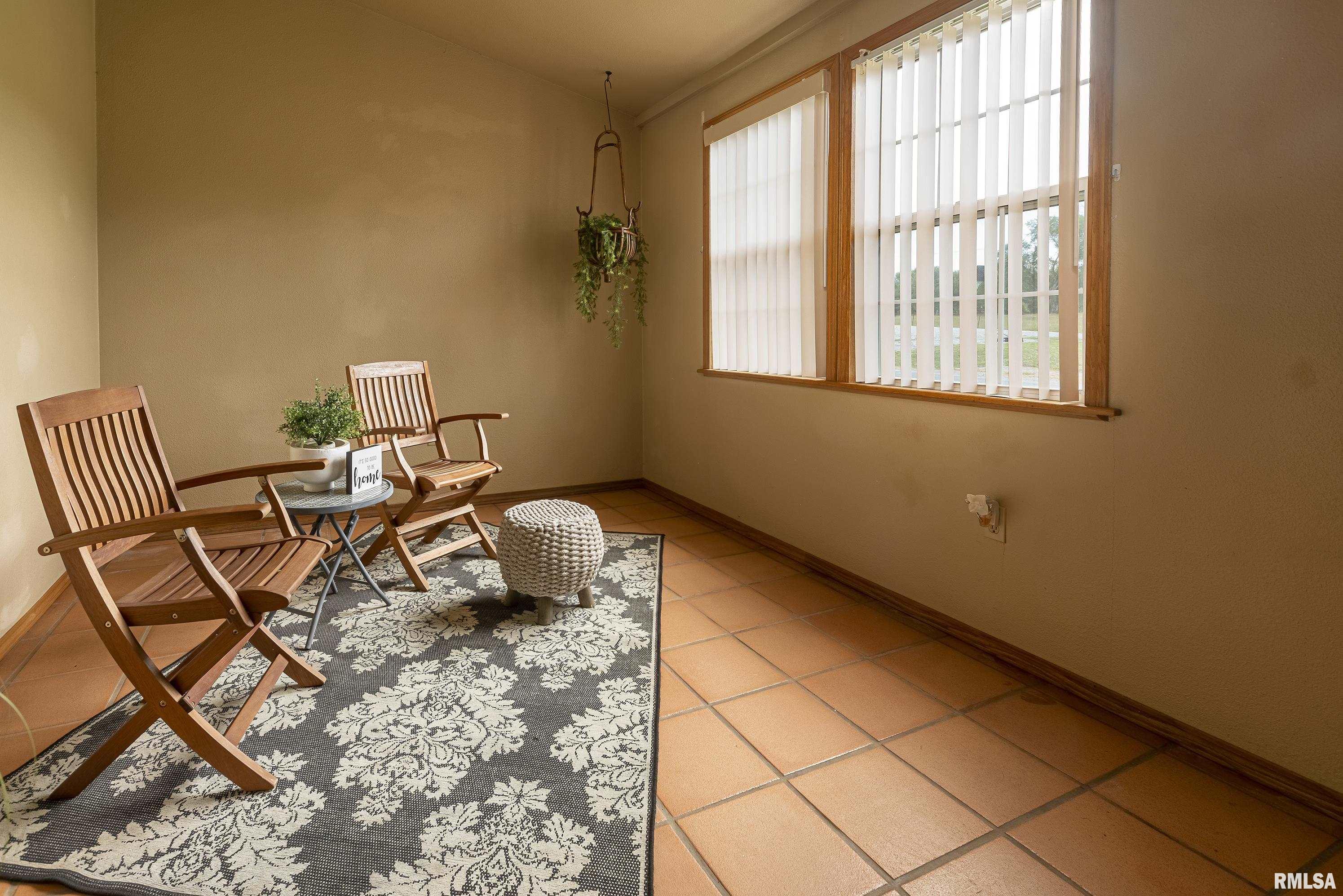 16398 New Dennison Road Marion, IL 62959 - Photo 5 of 38 Gallery Image 5