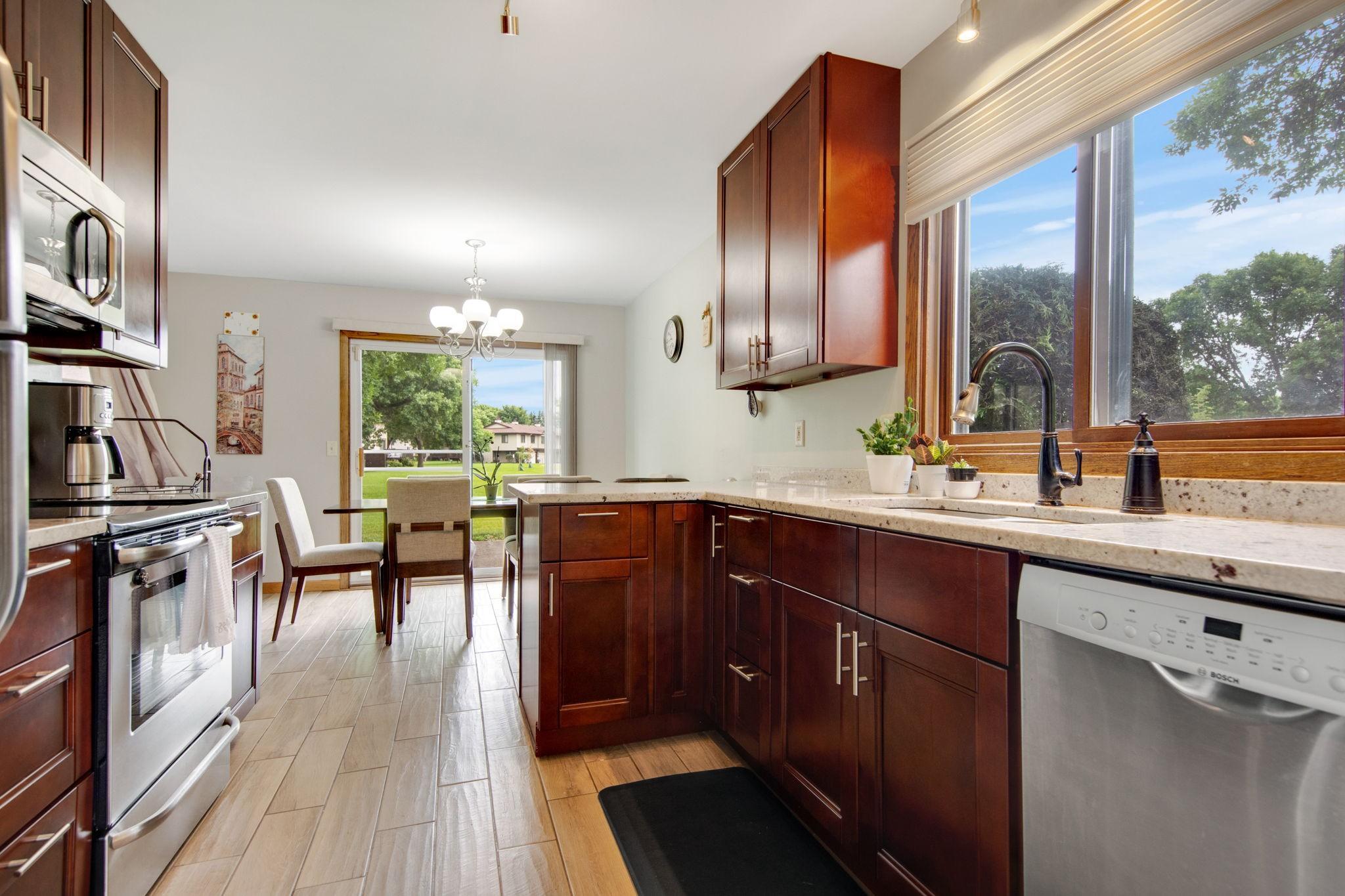 8775 Maplebrook Parkway North Brooklyn Park, MN 55445 - Photo 17 of 38