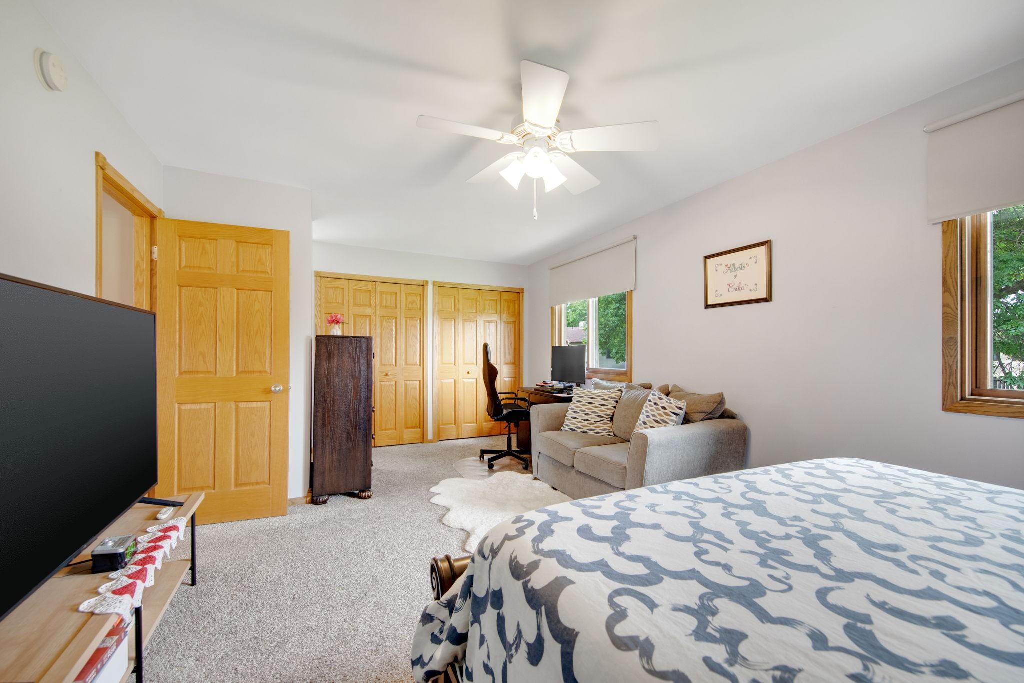 8775 Maplebrook Parkway North Brooklyn Park, MN 55445 - Photo 24 of 38