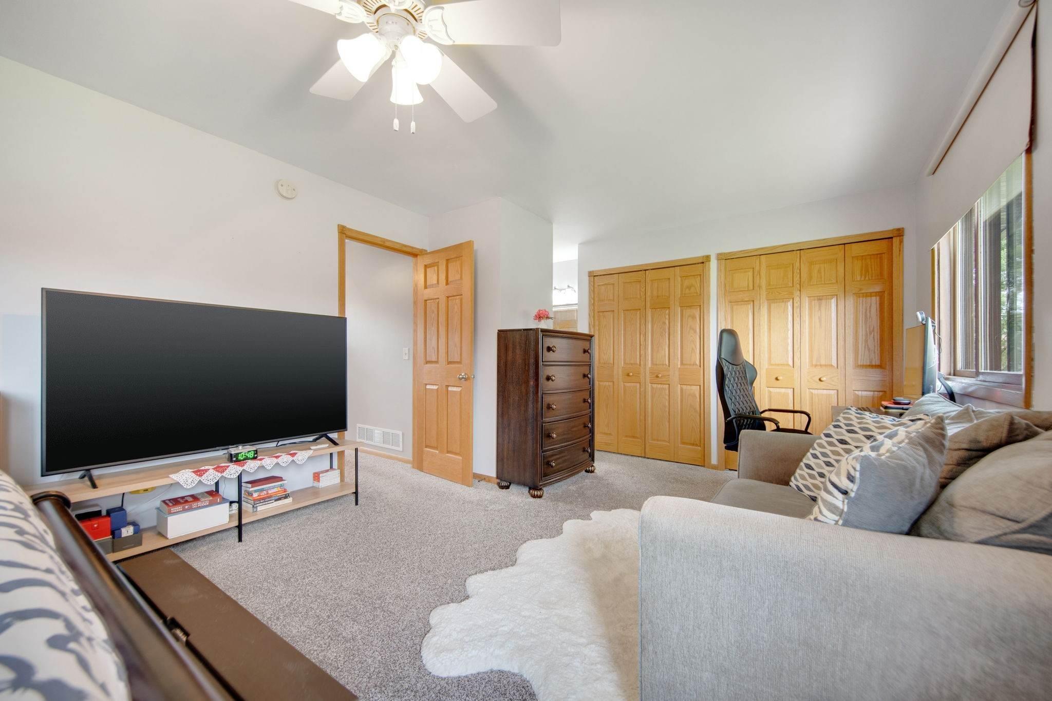 8775 Maplebrook Parkway North Brooklyn Park, MN 55445 - Photo 25 of 38