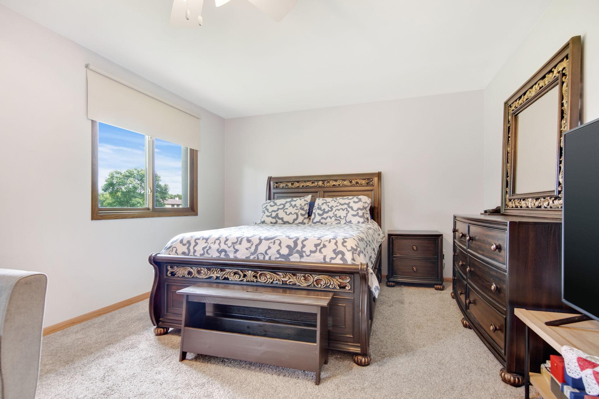 8775 Maplebrook Parkway North Brooklyn Park, MN 55445 - Photo 29 of 38