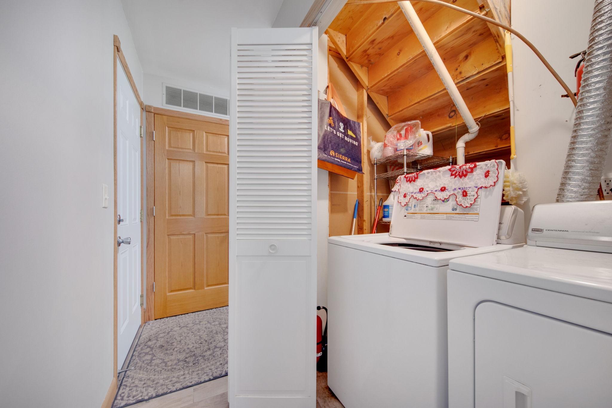 8775 Maplebrook Parkway North Brooklyn Park, MN 55445 - Photo 8 of 38