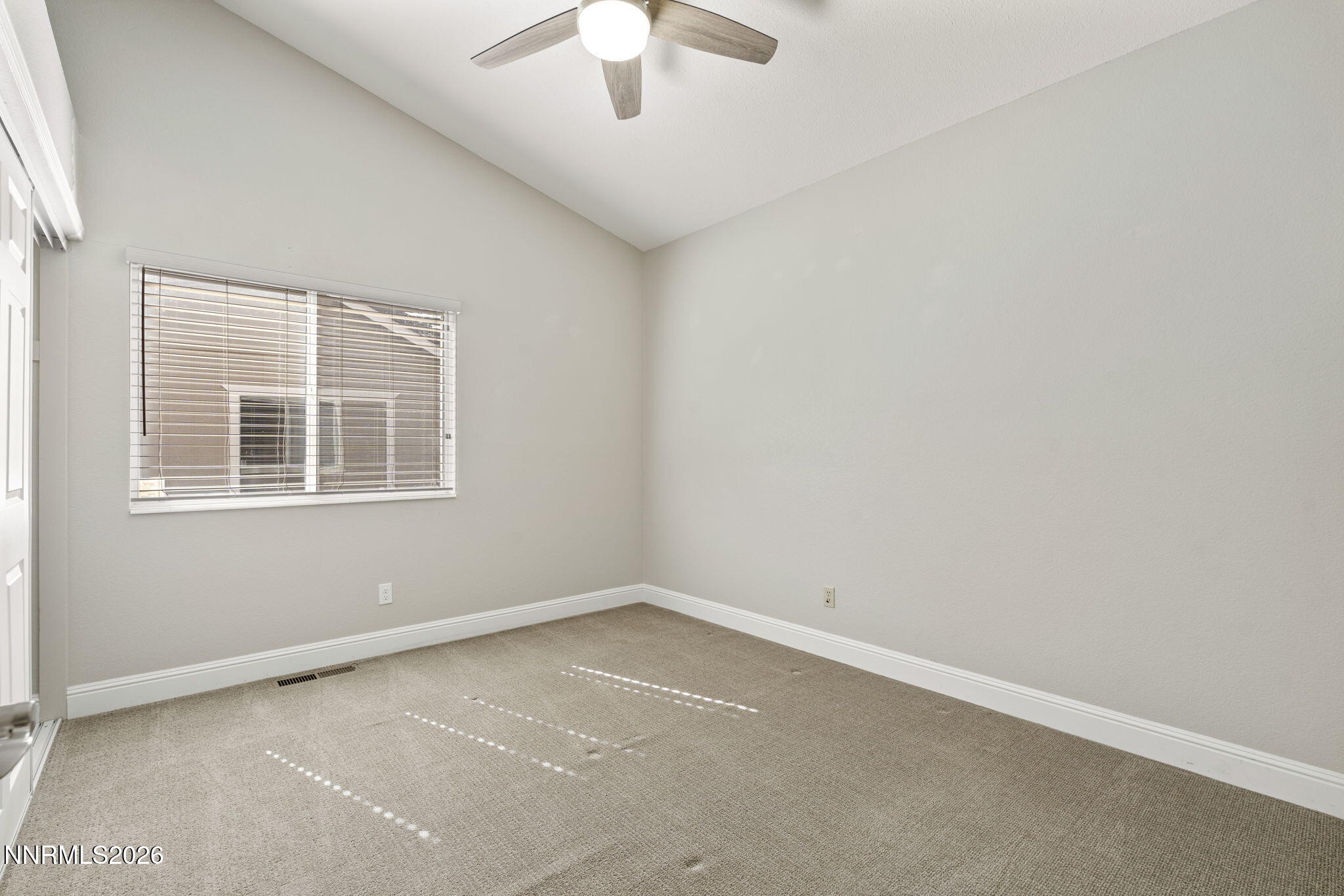 953 Wheatland Court Reno, NV 89511 - Photo 25 of 40 31-web-or-mls-DSC03635