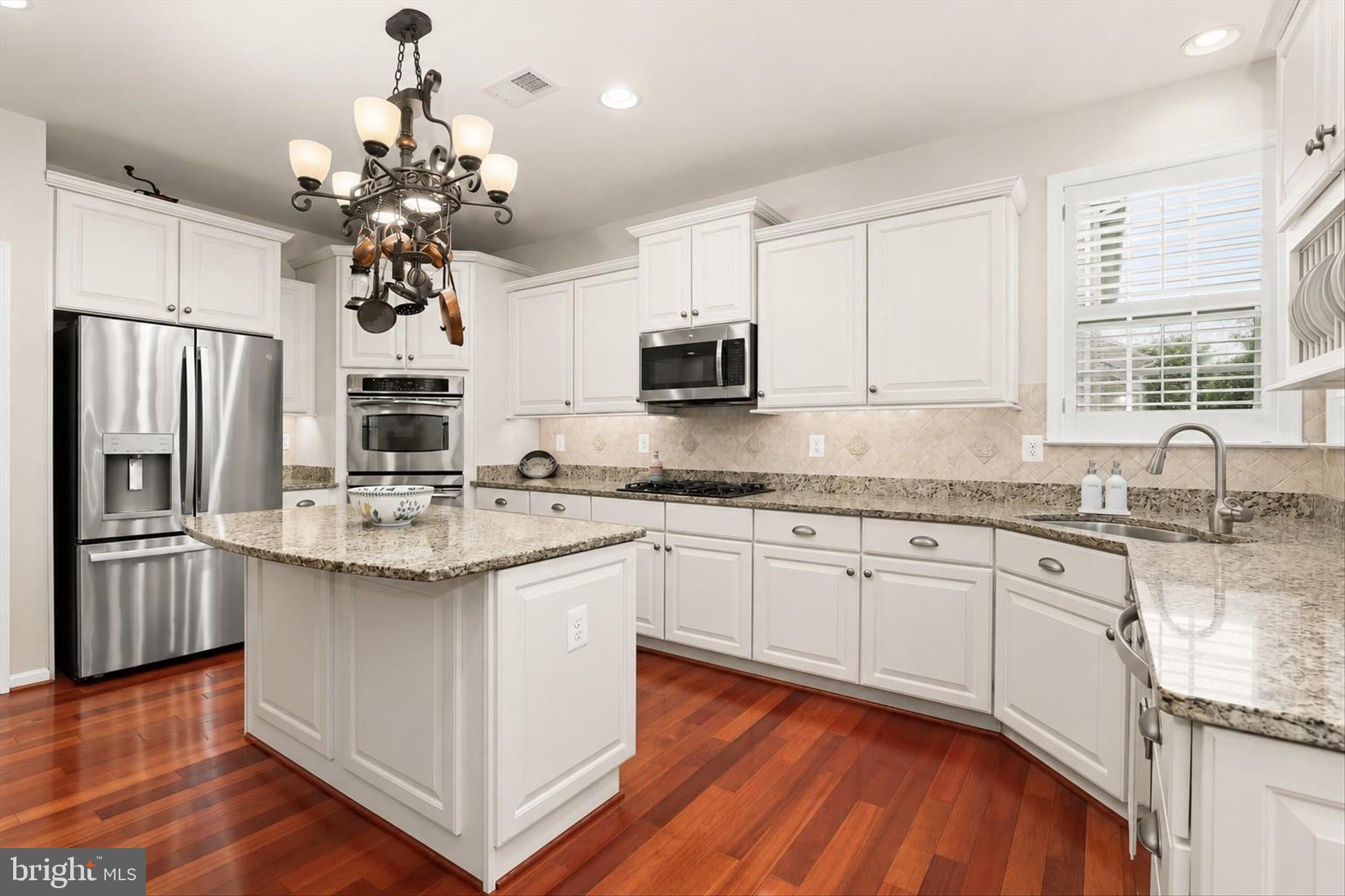2035 Myrtlewood Road Baltimore, MD 21209 - Photo 9 of 64 Kitchen