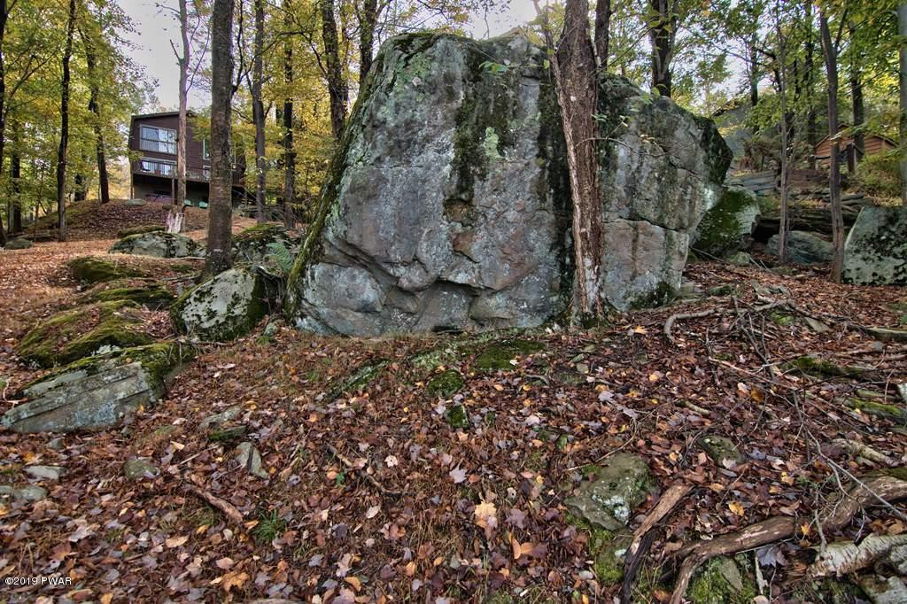 2025 Roamingwood Road Lake Ariel, PA 18436 - Photo 83 of 86