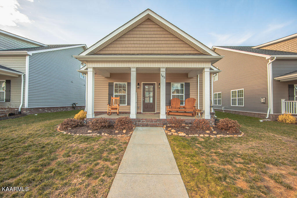 145 Hardinberry Street Oak Ridge, TN 37830 - Photo 1 of 23 2S2A2807-1