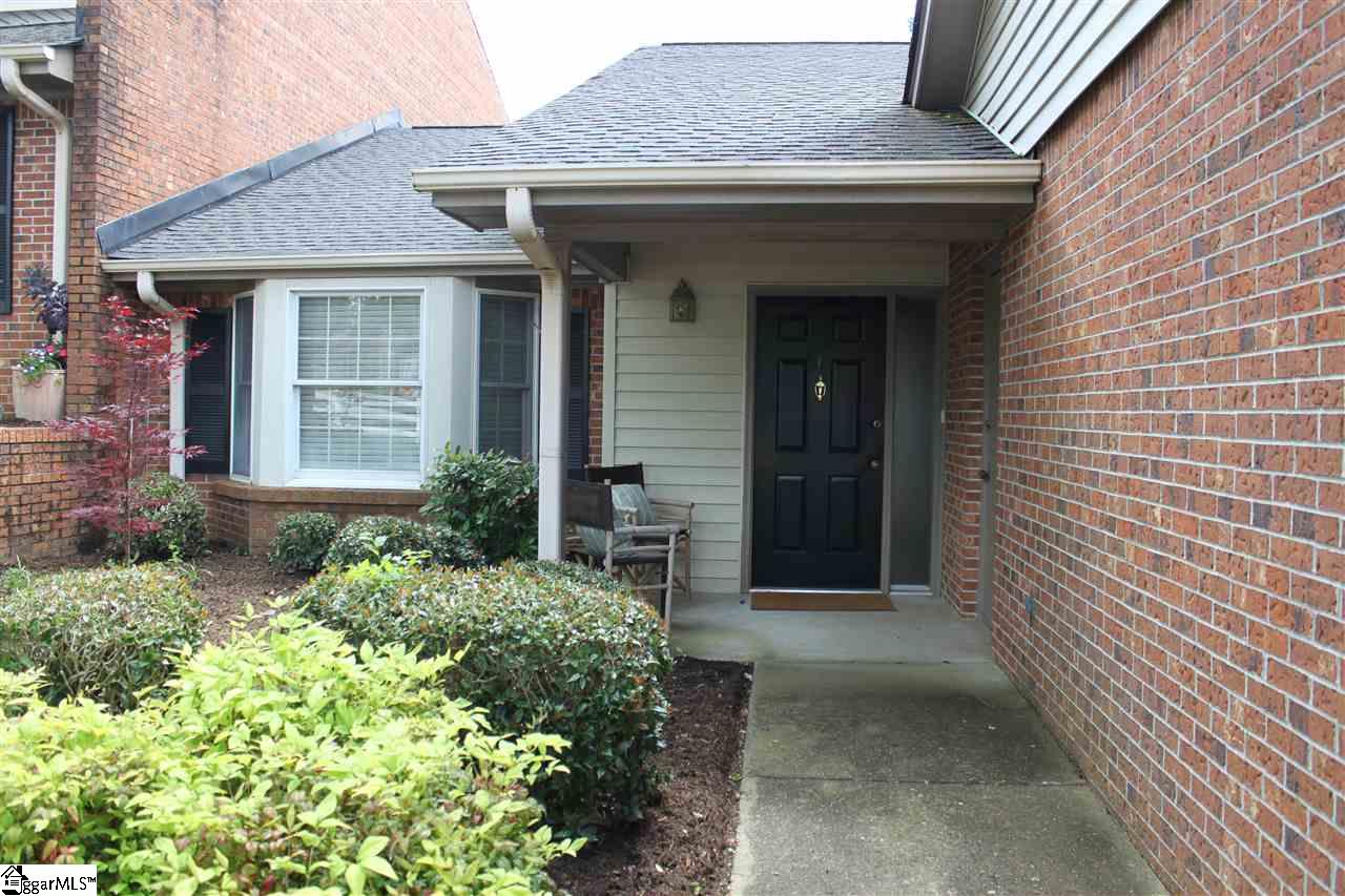 114 Hummingbird Ridge Greenville, SC 29605 - Photo 1 of 22 Gallery Image 1