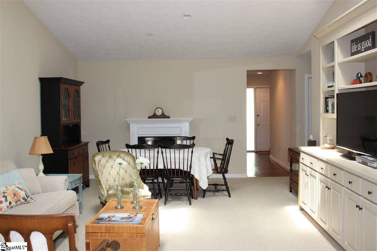114 Hummingbird Ridge Greenville, SC 29605 - Photo 7 of 22 Gallery Image 7