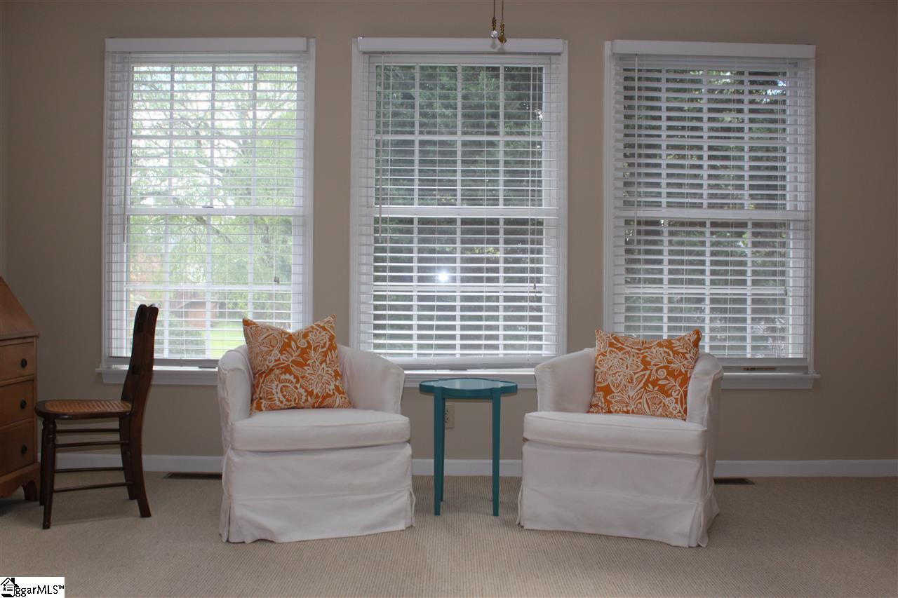 114 Hummingbird Ridge Greenville, SC 29605 - Photo 8 of 22 Gallery Image 8
