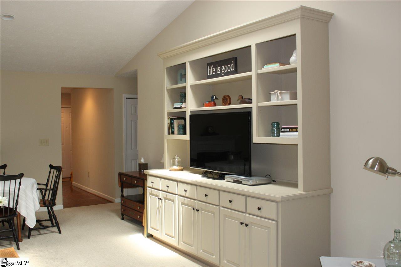 114 Hummingbird Ridge Greenville, SC 29605 - Photo 9 of 22 Gallery Image 9