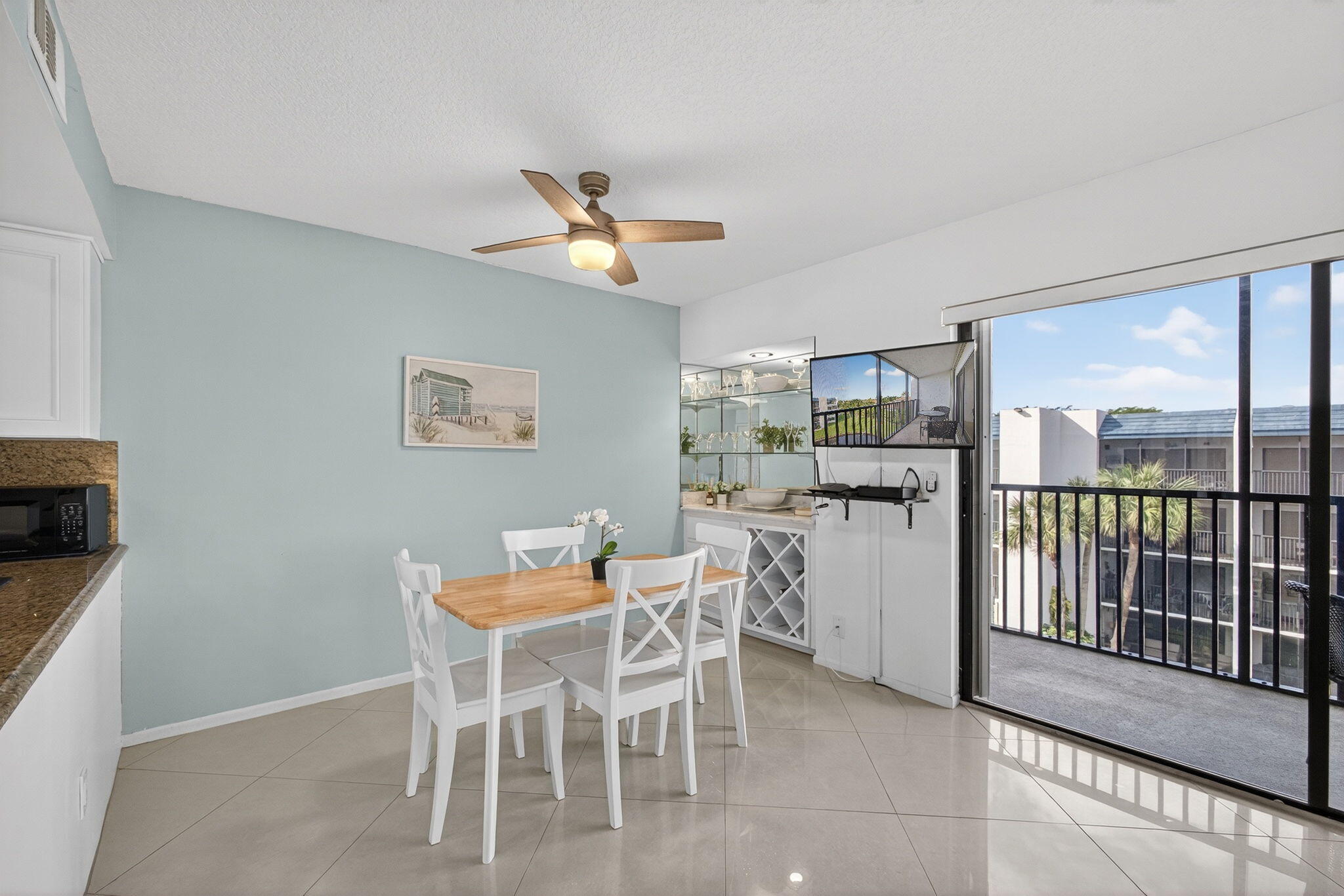 1605 Highway 1, Unit A407 Jupiter, FL 33477 - Photo 10 of 44 Dining Area