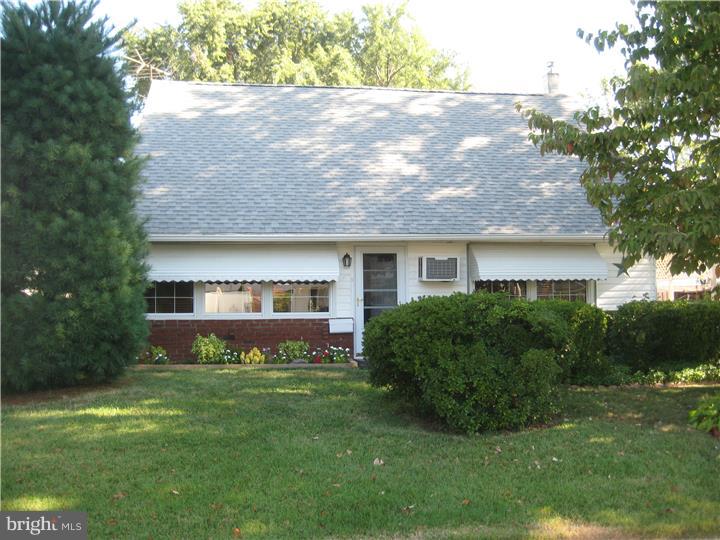 2830 Neptune Road Philadelphia, PA 19154 - Photo 1 of 25 Exterior Front