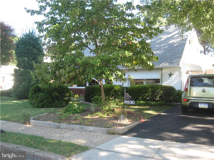 2830 Neptune Road Philadelphia, PA 19154 - Photo 2 of 25 Exterior Front