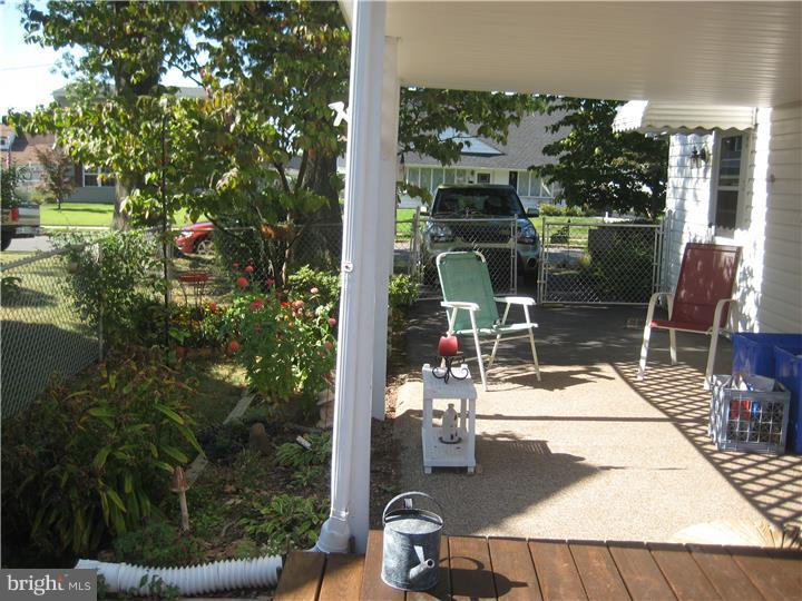 2830 Neptune Road Philadelphia, PA 19154 - Photo 4 of 25 Patio