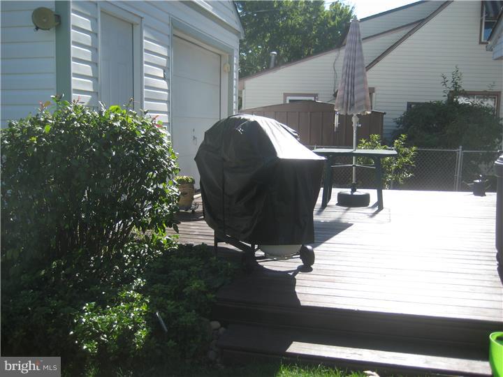 2830 Neptune Road Philadelphia, PA 19154 - Photo 5 of 25 Deck