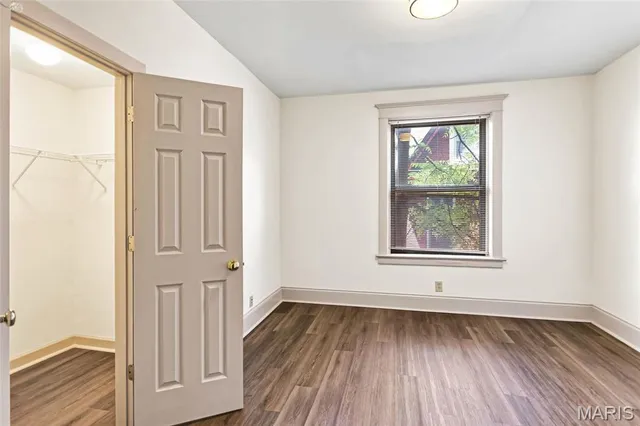 $1,500 | 3654 Shaw Boulevard, Unit 2 EAST, St. Louis, MO 63110