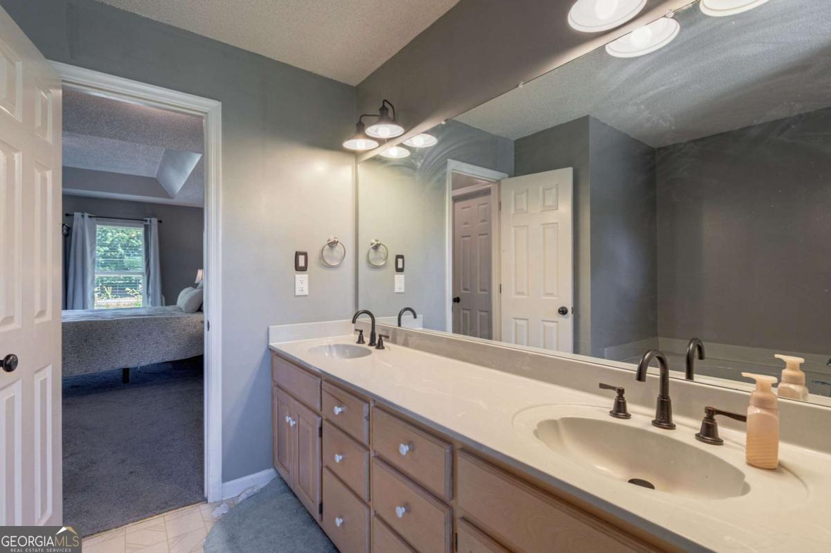 1221 Barber Creek Road Statham, GA 30666 - Photo 22 of 65