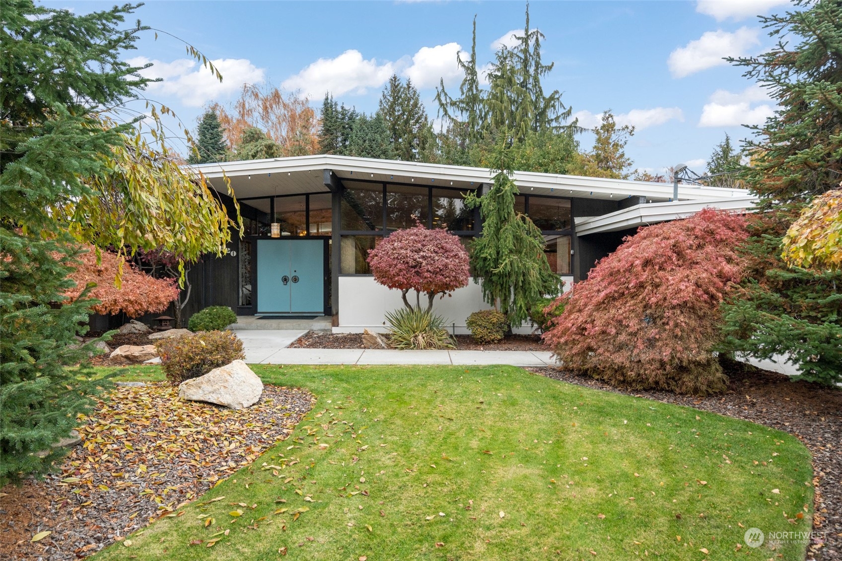 1220 First Street Wenatchee, WA 98801 - Photo 1 of 40 Gallery Image 1