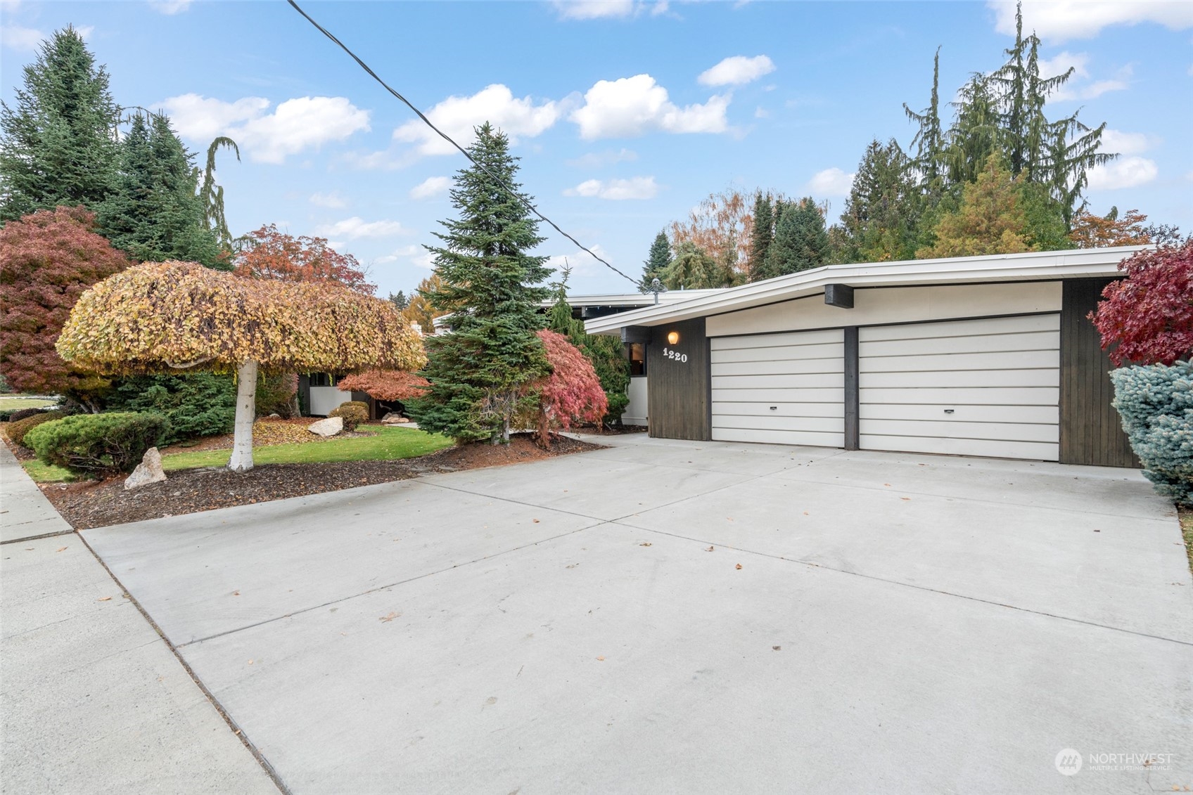1220 First Street Wenatchee, WA 98801 - Photo 3 of 40 Gallery Image 3