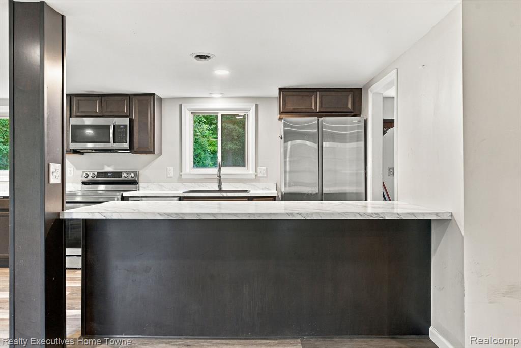 6670 Holland Road Algonac, MI 48001 - Photo 48 of 63 Gallery Image 48