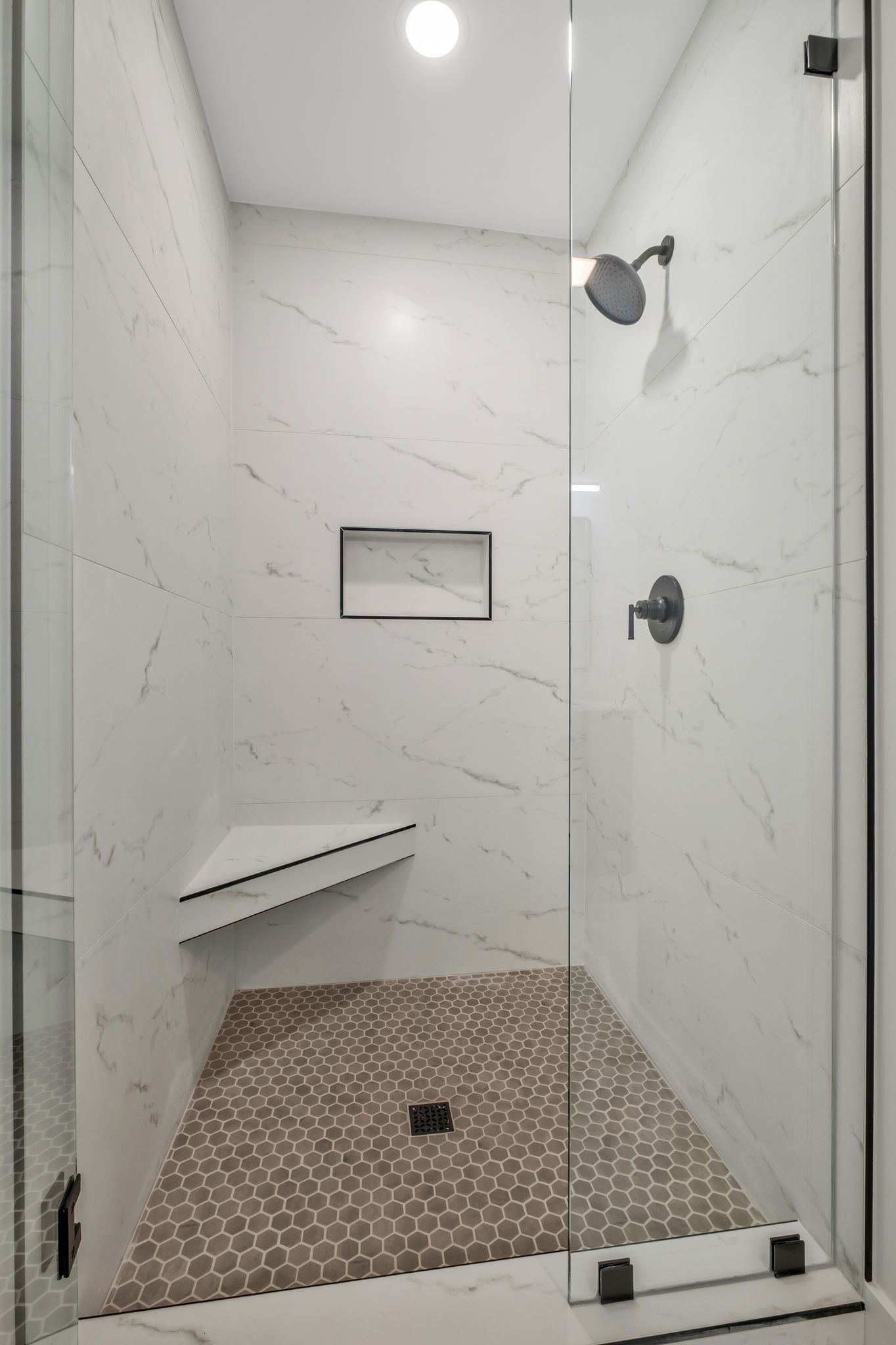 404 Rudolph Avenue Nashville, TN 37206 - Photo 16 of 34 a bathroom with a shower