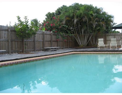 9271 Edgemont Lane Boca Raton, FL 33434 - Photo 1 of 19 Primary Photo