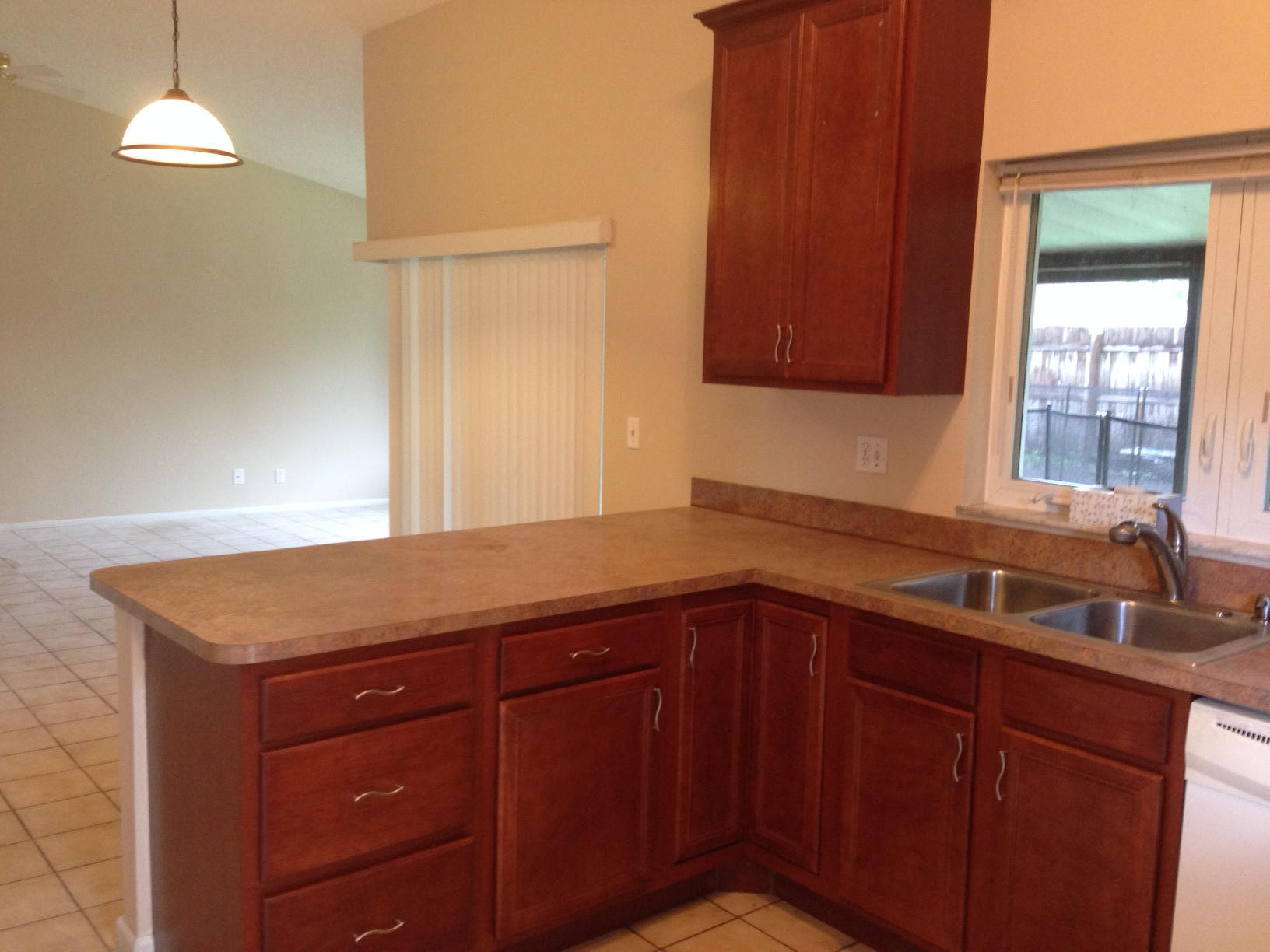 9271 Edgemont Lane Boca Raton, FL 33434 - Photo 5 of 19 kitchen