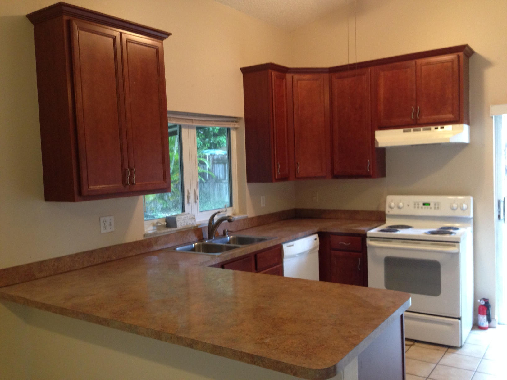 9271 Edgemont Lane Boca Raton, FL 33434 - Photo 6 of 19 kitchen a2