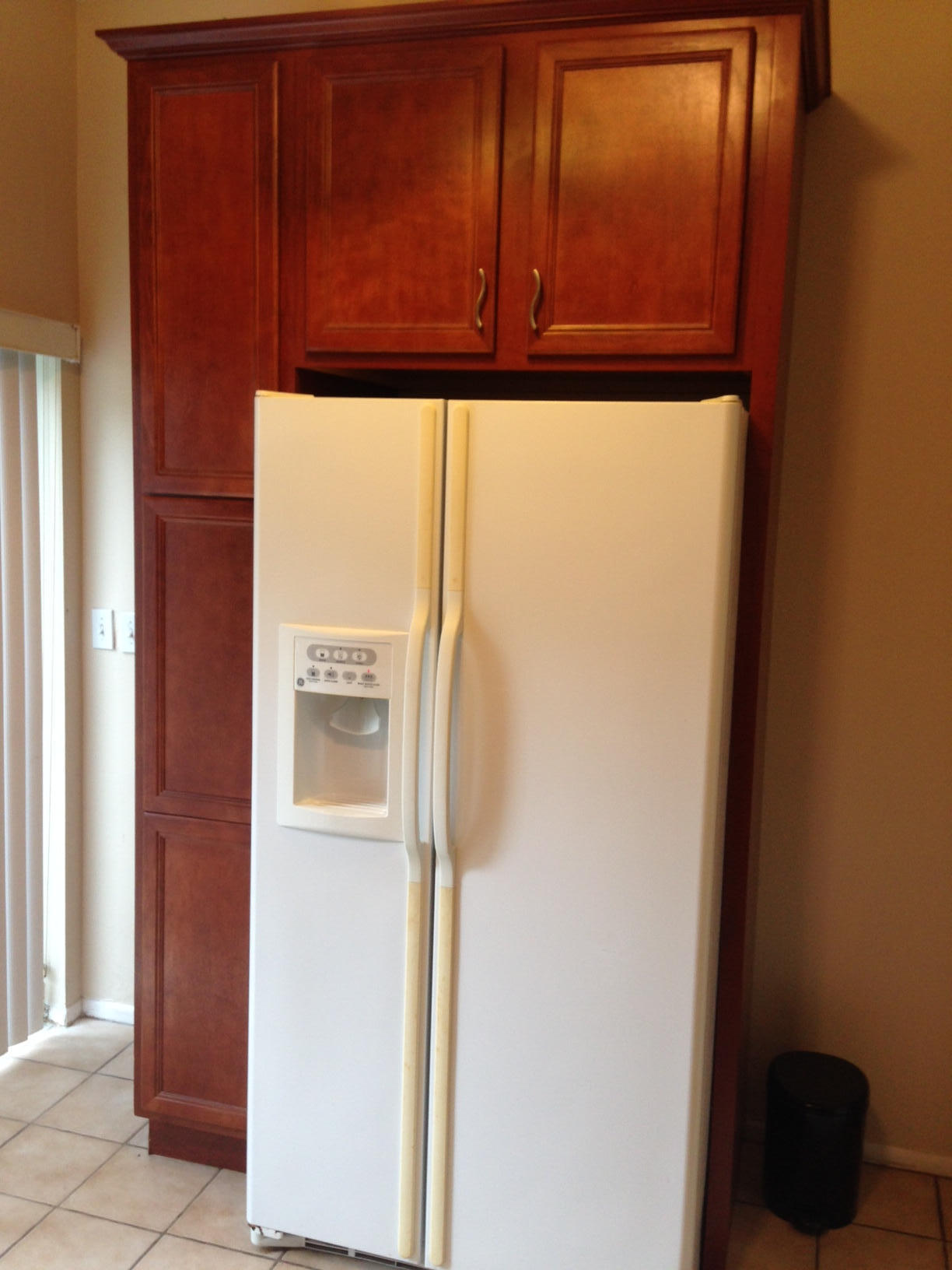 9271 Edgemont Lane Boca Raton, FL 33434 - Photo 8 of 19 kitchen fridge