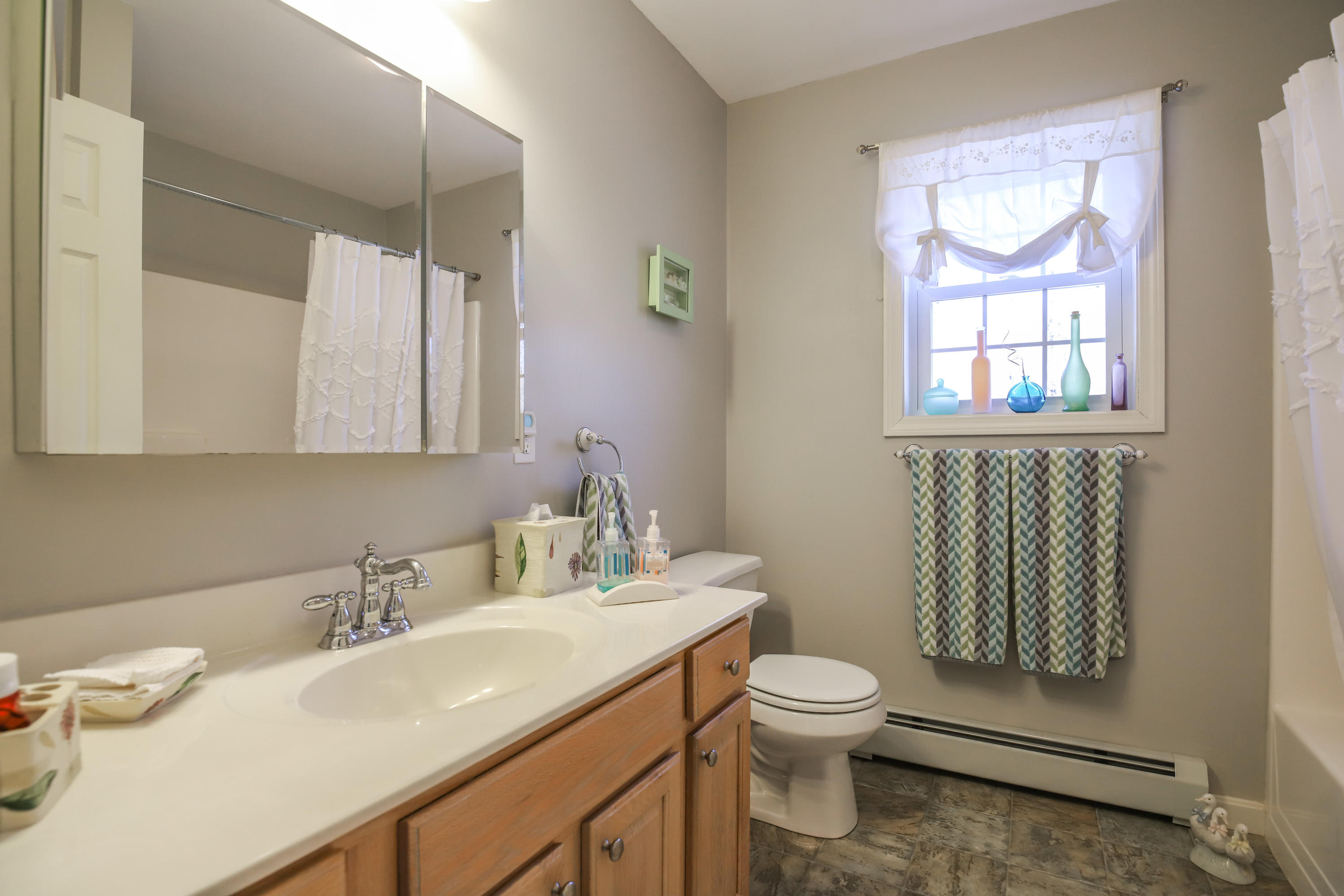 29 Granite Ridge Road Windham, ME 04062 - Photo 23 of 48 Upstairs bath