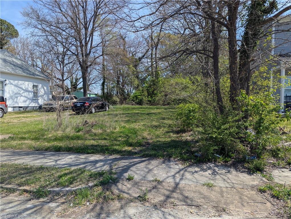 427 Tate Street High Point, NC 27260 - Photo 3 of 5