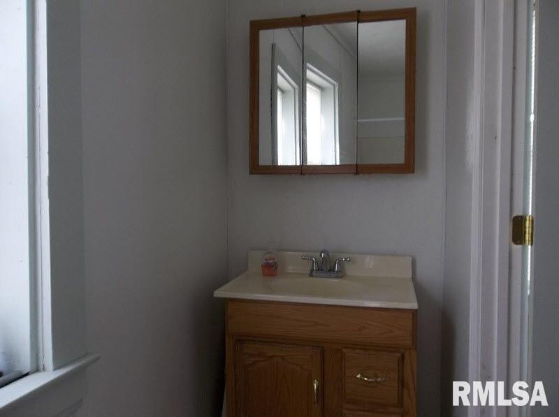 10029 Yellow Banks Road Benton, IL 62812 - Photo 8 of 8 Gallery Image 8