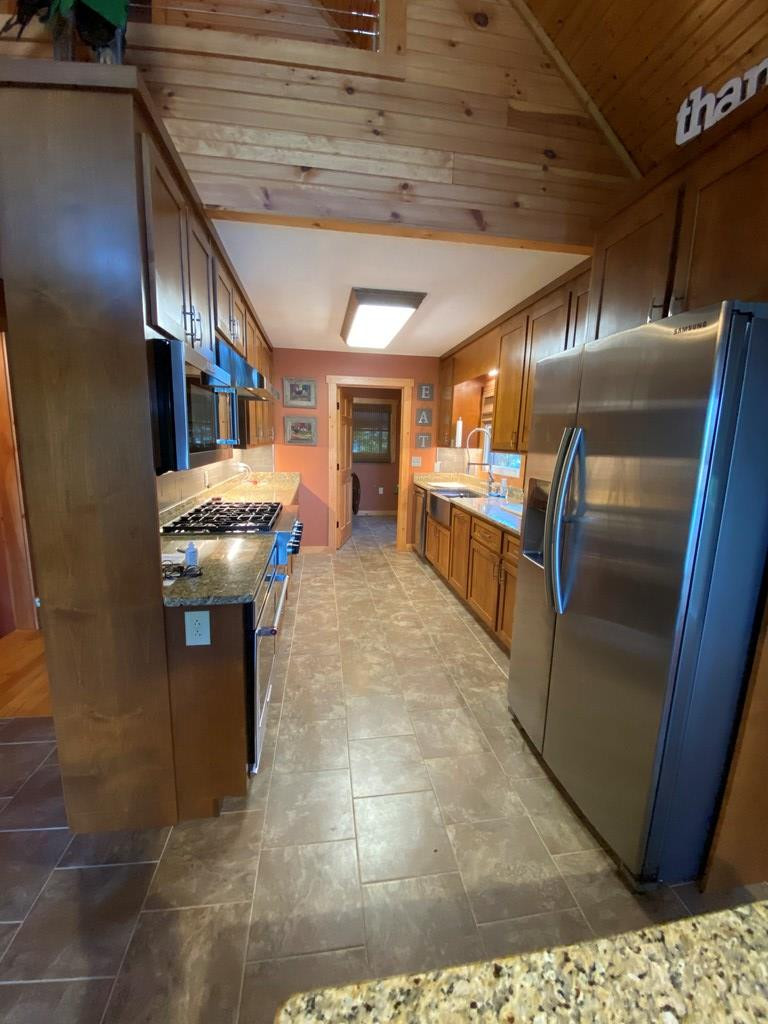 270 Marina Road Murphy, NC 28906 - Photo 18 of 69