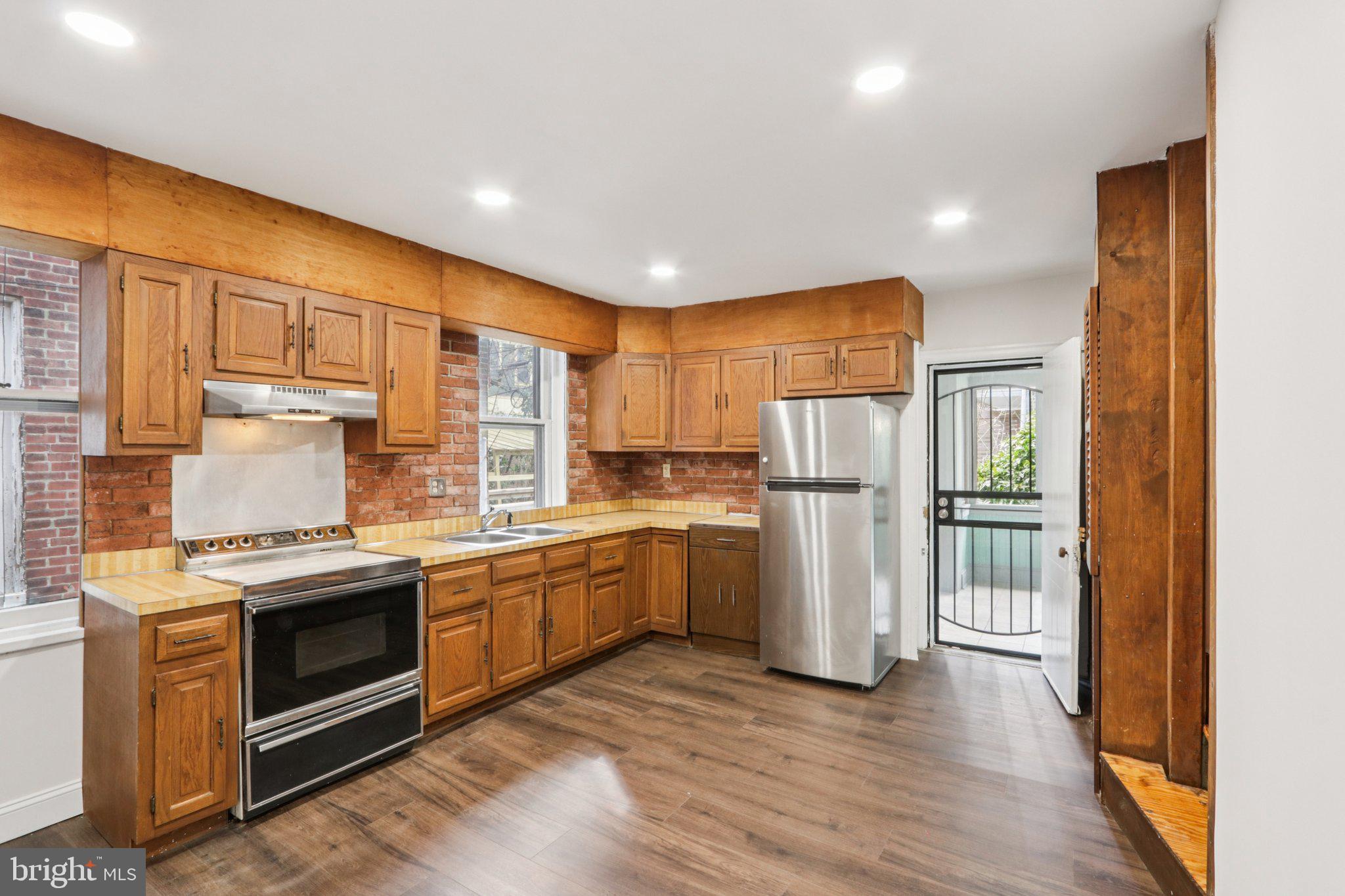 508 South 48th Street Philadelphia, PA 19143 - Photo 16 of 49