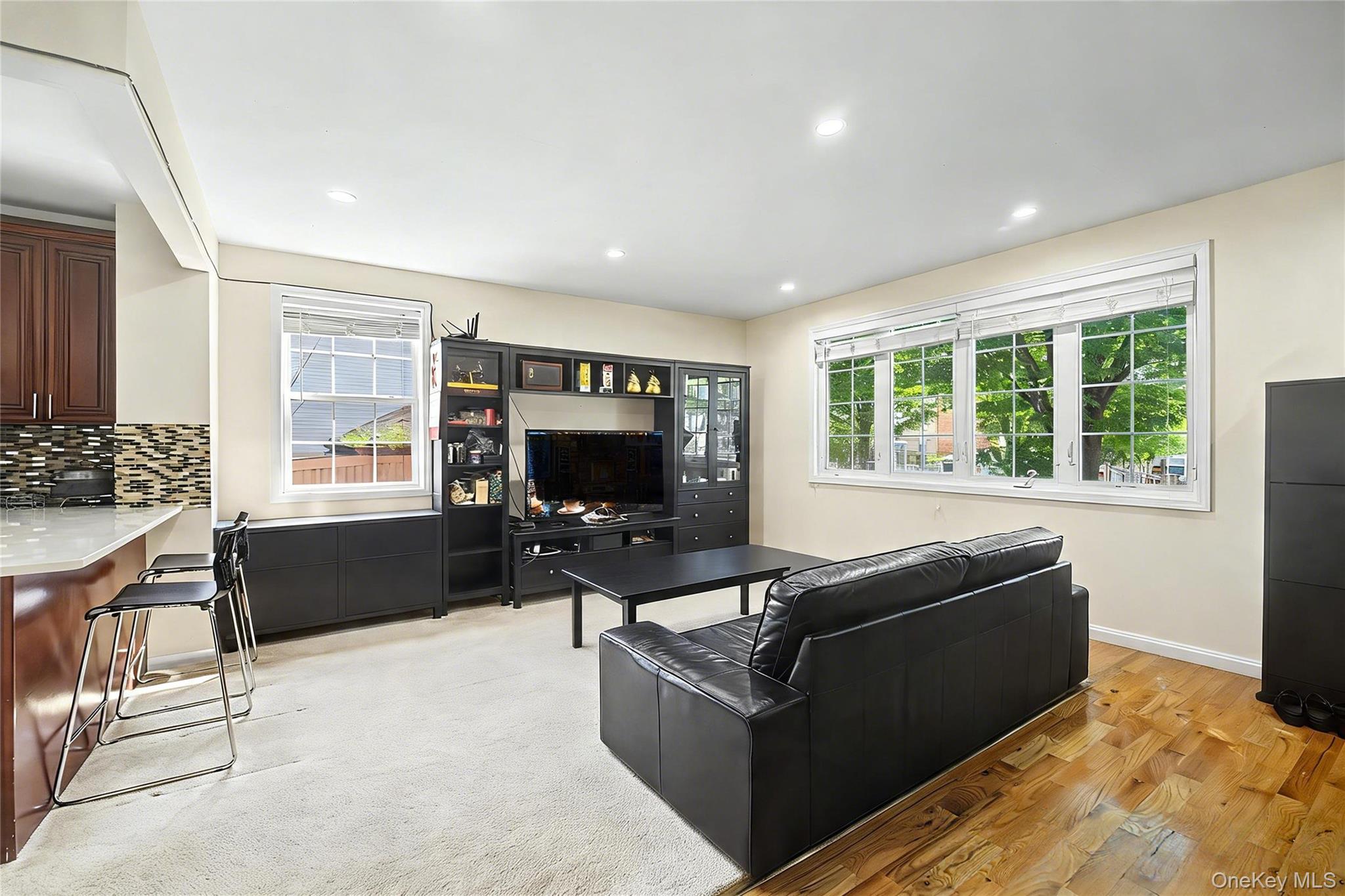 158-39 77th Road Queens, NY 11366 - Photo 6 of 33 Gallery Image 6