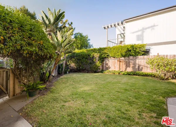 $1,795,000 | 1121 Grant Avenue, Venice, CA 90291