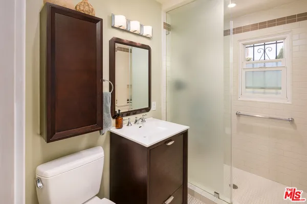 $1,795,000 | 1121 Grant Avenue, Venice, CA 90291