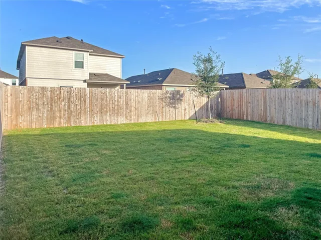 $325,000 | 126 Allegro Drive, Hutto, TX 78634