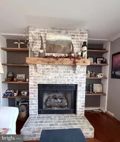 $2,900 | 16 Honeybee Avenue, Round Hill, VA 20141