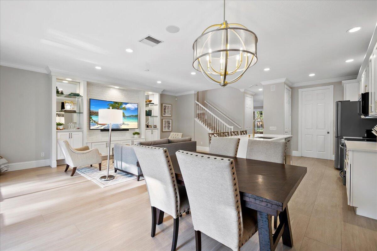 272 San Remo Drive Jupiter, FL 33458 - Photo 12 of 58 owengroupre.com