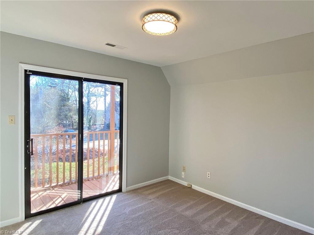 955 Ridgeview Avenue Winston-Salem, NC 27127 - Photo 13 of 16 Bedroom 4