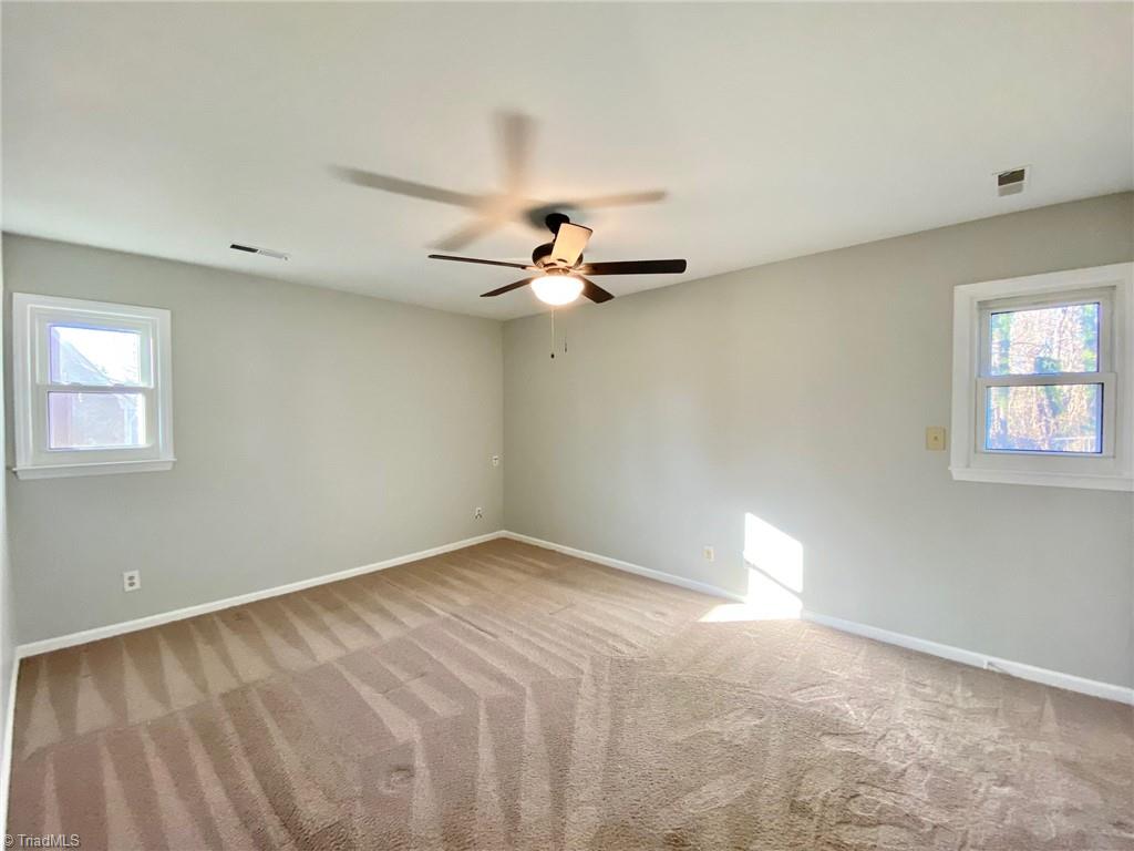 955 Ridgeview Avenue Winston-Salem, NC 27127 - Photo 8 of 16 Primary Bedroom 1