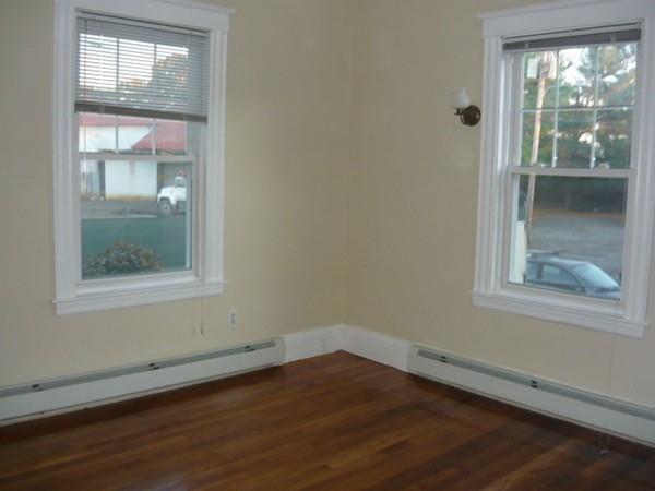 30 Pitman Road Swampscott, MA 01907 - Photo 25 of 31 an empty room with a window