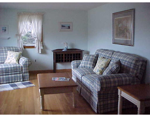 142 Manomet Point Road Plymouth, MA 02360 - Photo 4 of 7 Gallery Image 4