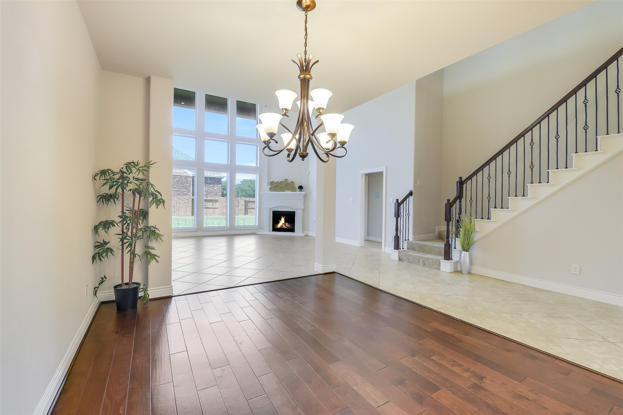 27906 Colonial Point Drive Katy, TX 77494 - Photo 14 of 39 a view of a livingroom with wooden floor and a potted plant