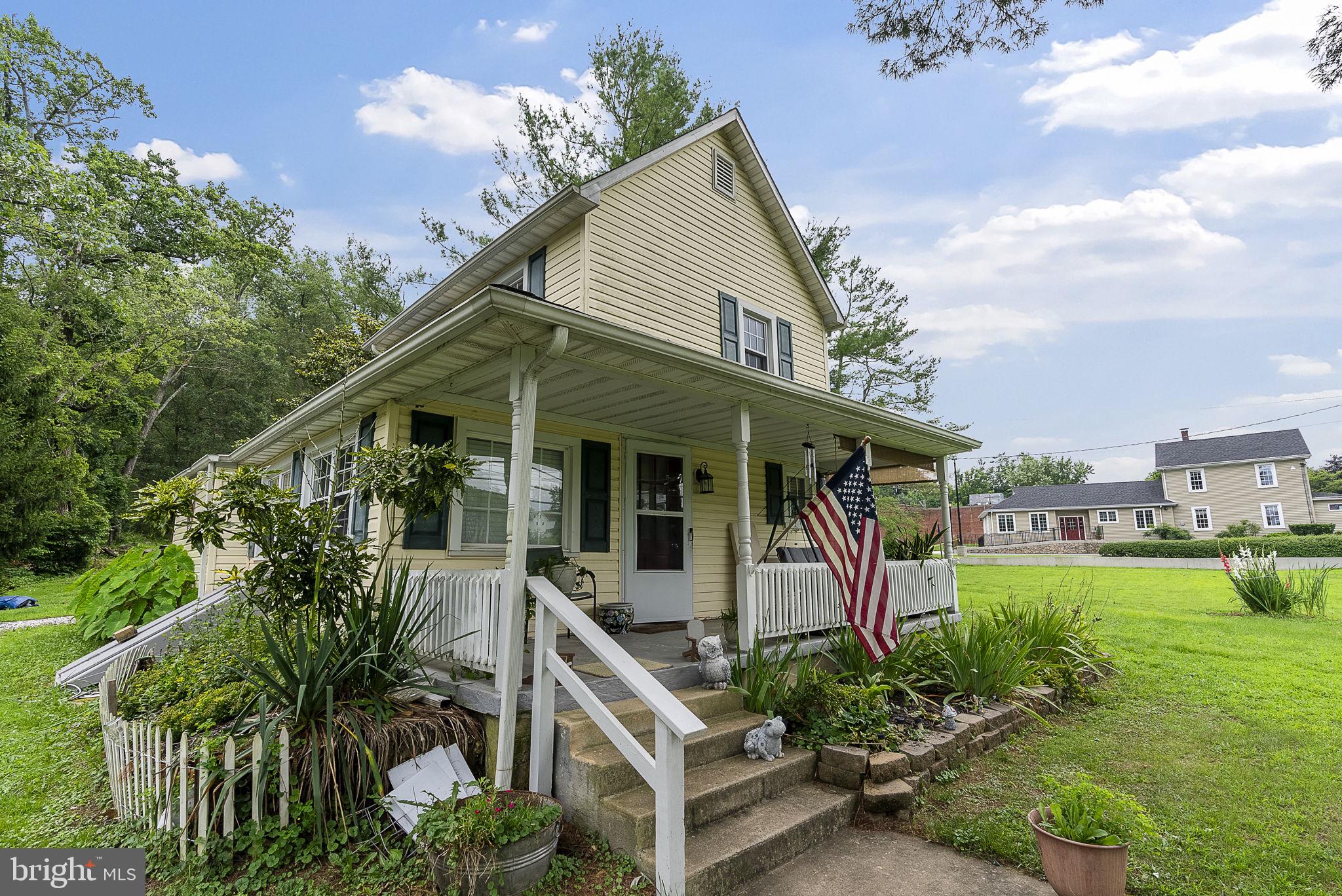 12625 Harford Road Kingsville, MD 21087 - Photo 26 of 33 a front view of a house with a yard