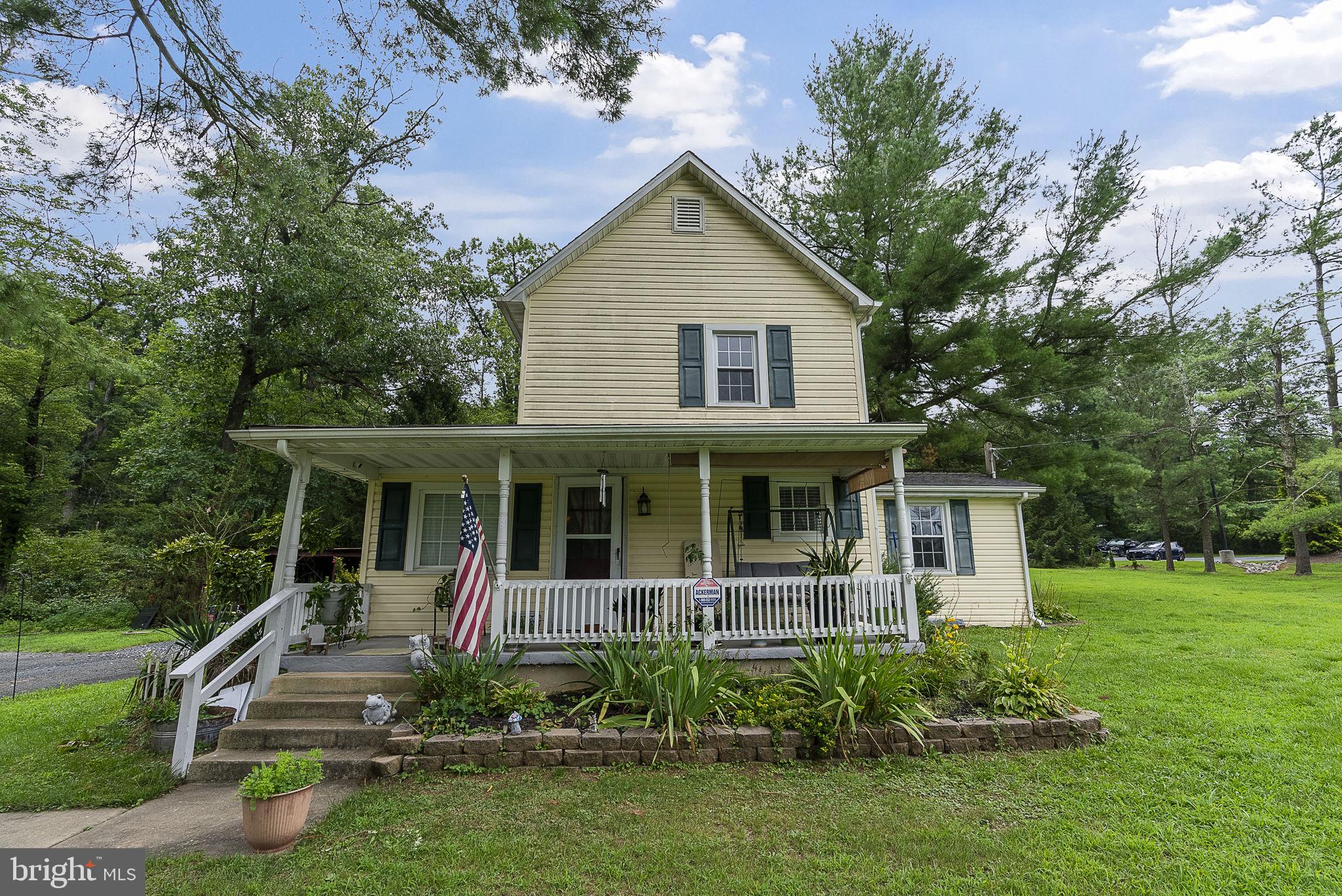 12625 Harford Road Kingsville, MD 21087 - Photo 27 of 33 a front view of a house with a yard